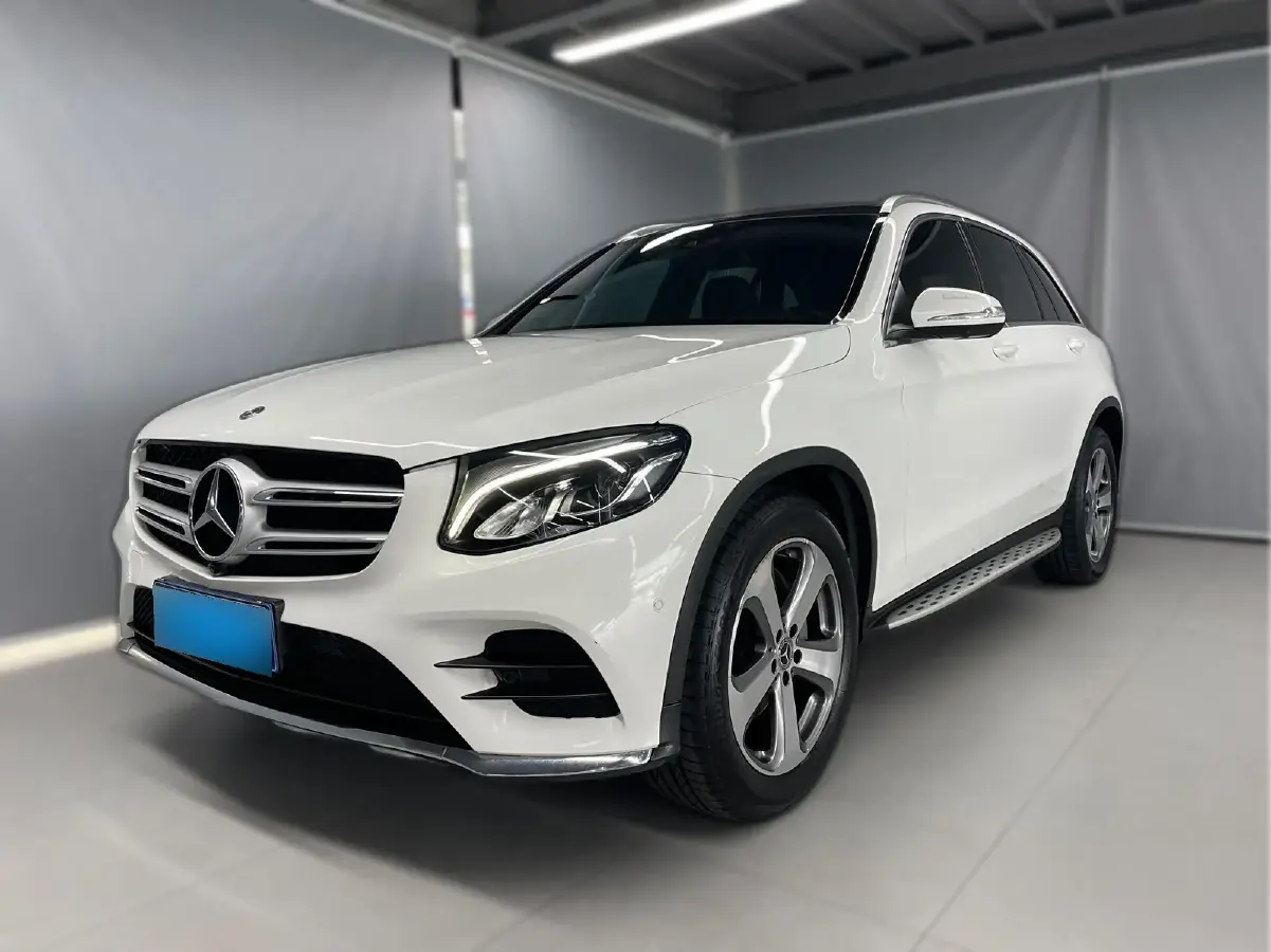 2017 Mercedes-Benz GLC Class 2.0T 211HP L4 9AT
