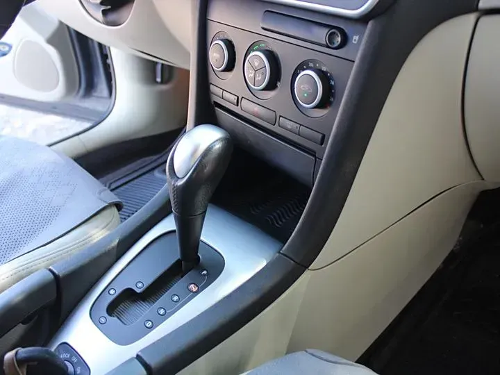 2007 Saab 9-3 2.0T 210HP L4 5AT,autocango,china used car exporter,china ev exporter,chinese used car exporter,chinese used ev exporter