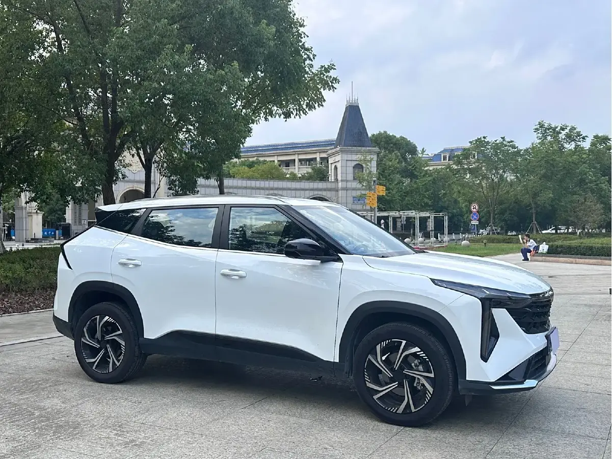 2024 Geely Azkarra 1.5T 181HP L4 7DCT