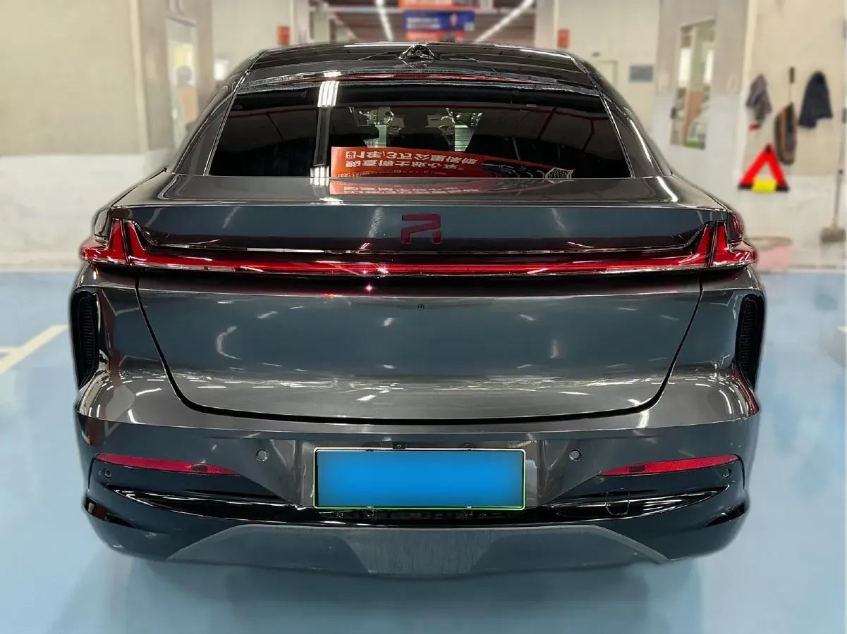 2023 Rising Auto R7 BEV 90KWH,autocango,china used car exporter,china ev exporter,chinese used car exporter,chinese used ev exporter