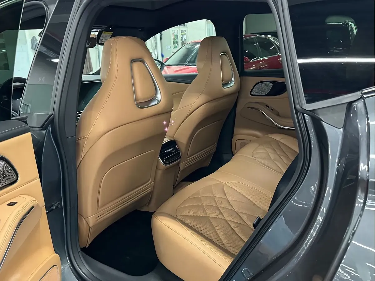 2023 Rising Auto R7 BEV 90KWH,autocango,china used car exporter,china ev exporter,chinese used car exporter,chinese used ev exporter