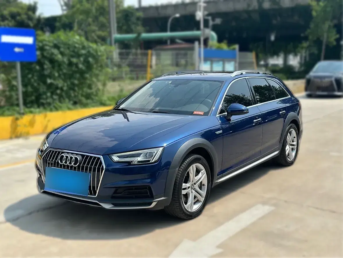 2017 Audi A4 2.0T 252HP L4 7DCT