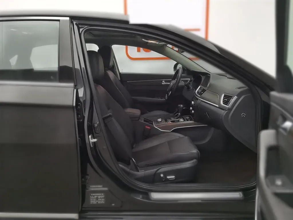 2017 JAC Refine A60 1.5T 174HP L4 6DCT,autocango,china used car exporter,china ev exporter,chinese used car exporter,chinese used ev exporter