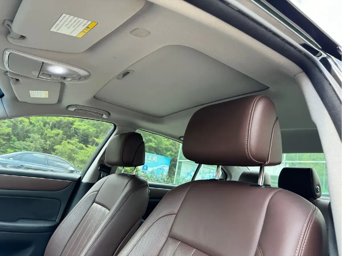 2012 Hyundai Rohens 3.3L 301HP V6 8AT,autocango,china used car exporter,china ev exporter,chinese used car exporter,chinese used ev exporter