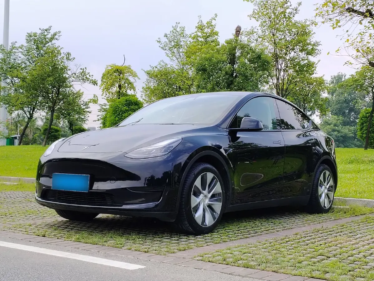 2022 Tesla Model Y BEV 60KWH