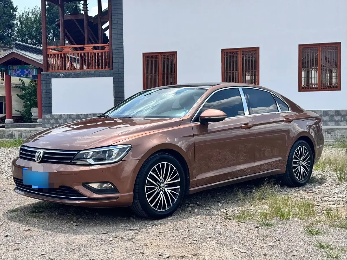 2017 Volkswagen Lamando 1.4T 150HP L4 7DCT