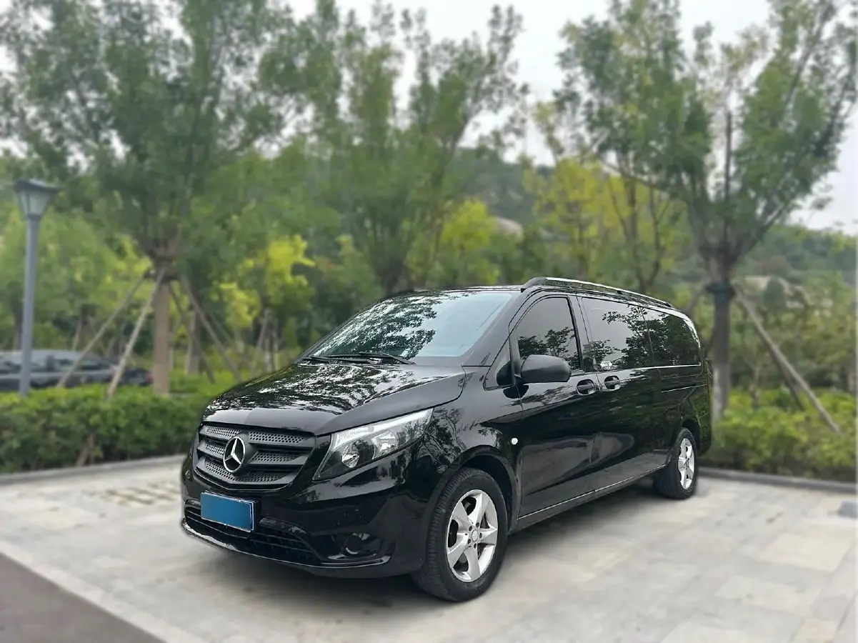 2016 Mercedes-Benz Vito 2.0T 211HP L4 7AT