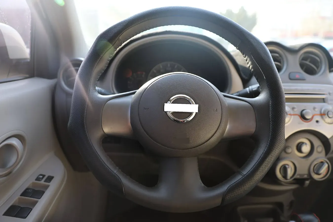 2015 Nissan March 1.5L 107HP L4 4AT,autocango,china used car exporter,china ev exporter,chinese used car exporter,chinese used ev exporter