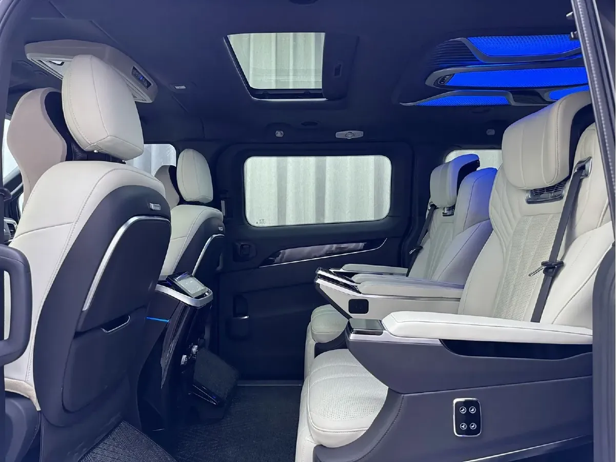 2022 JunTian HeiWuShi Youth 2.0T 203HP L4 6AT,autocango,china used car exporter,china ev exporter,chinese used car exporter,chinese used ev exporter