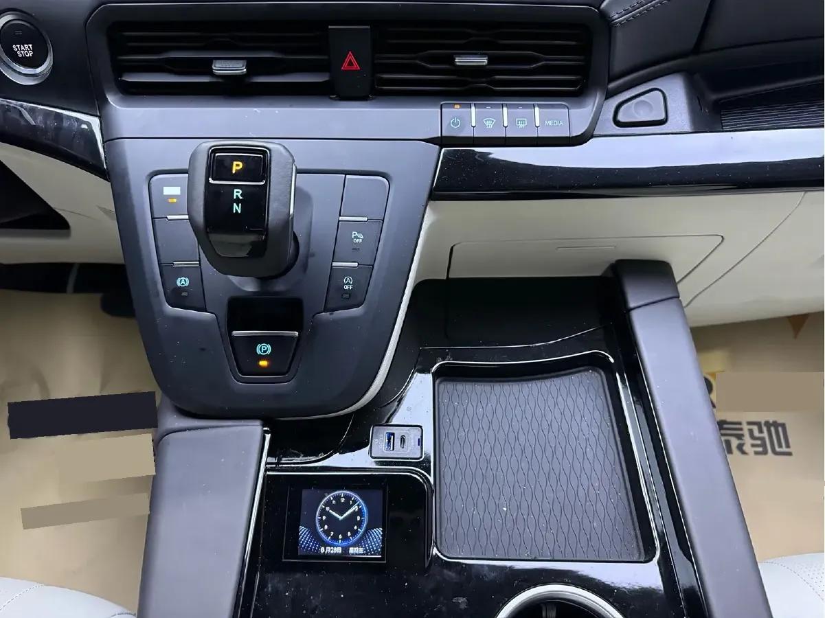 2022 JunTian HeiWuShi Youth 2.0T 203HP L4 6AT,autocango,china used car exporter,china ev exporter,chinese used car exporter,chinese used ev exporter