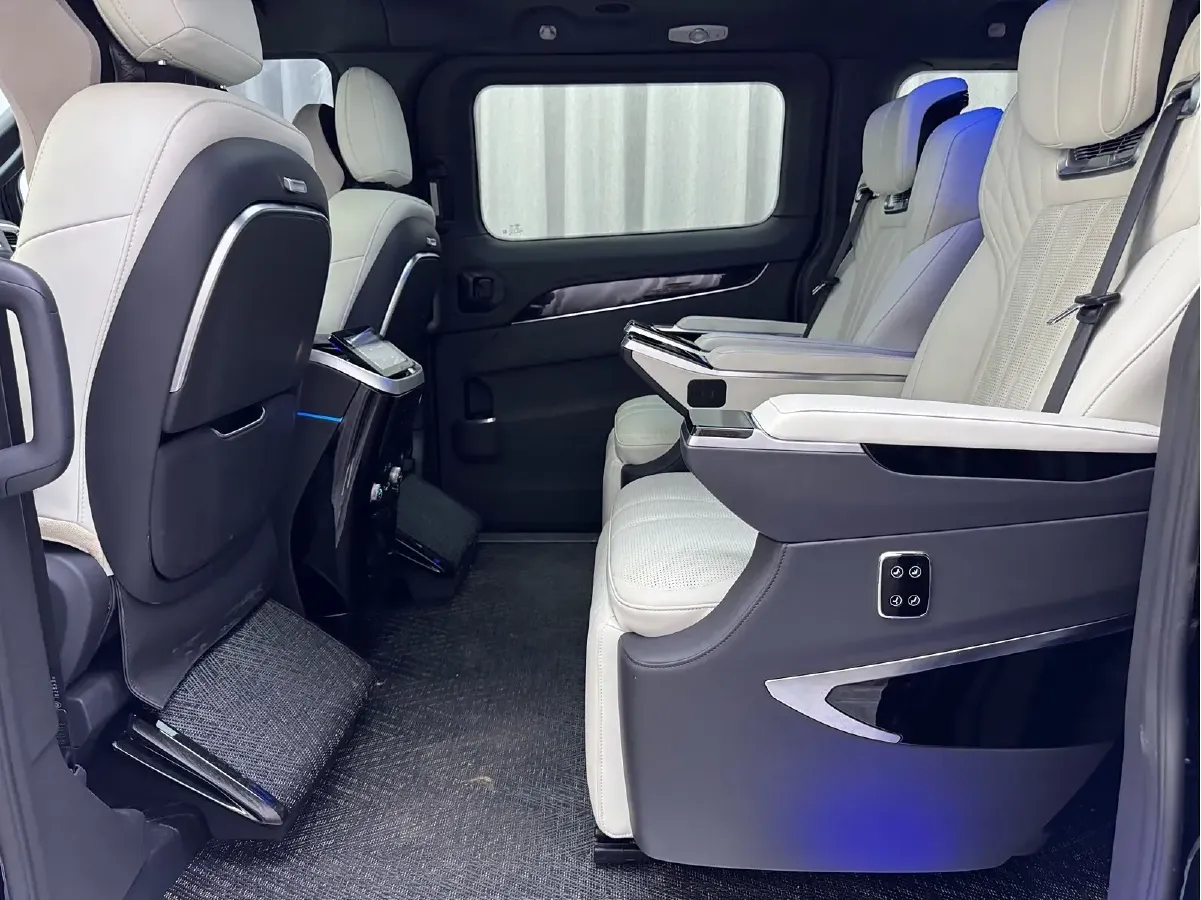 2022 JunTian HeiWuShi Youth 2.0T 203HP L4 6AT,autocango,china used car exporter,china ev exporter,chinese used car exporter,chinese used ev exporter