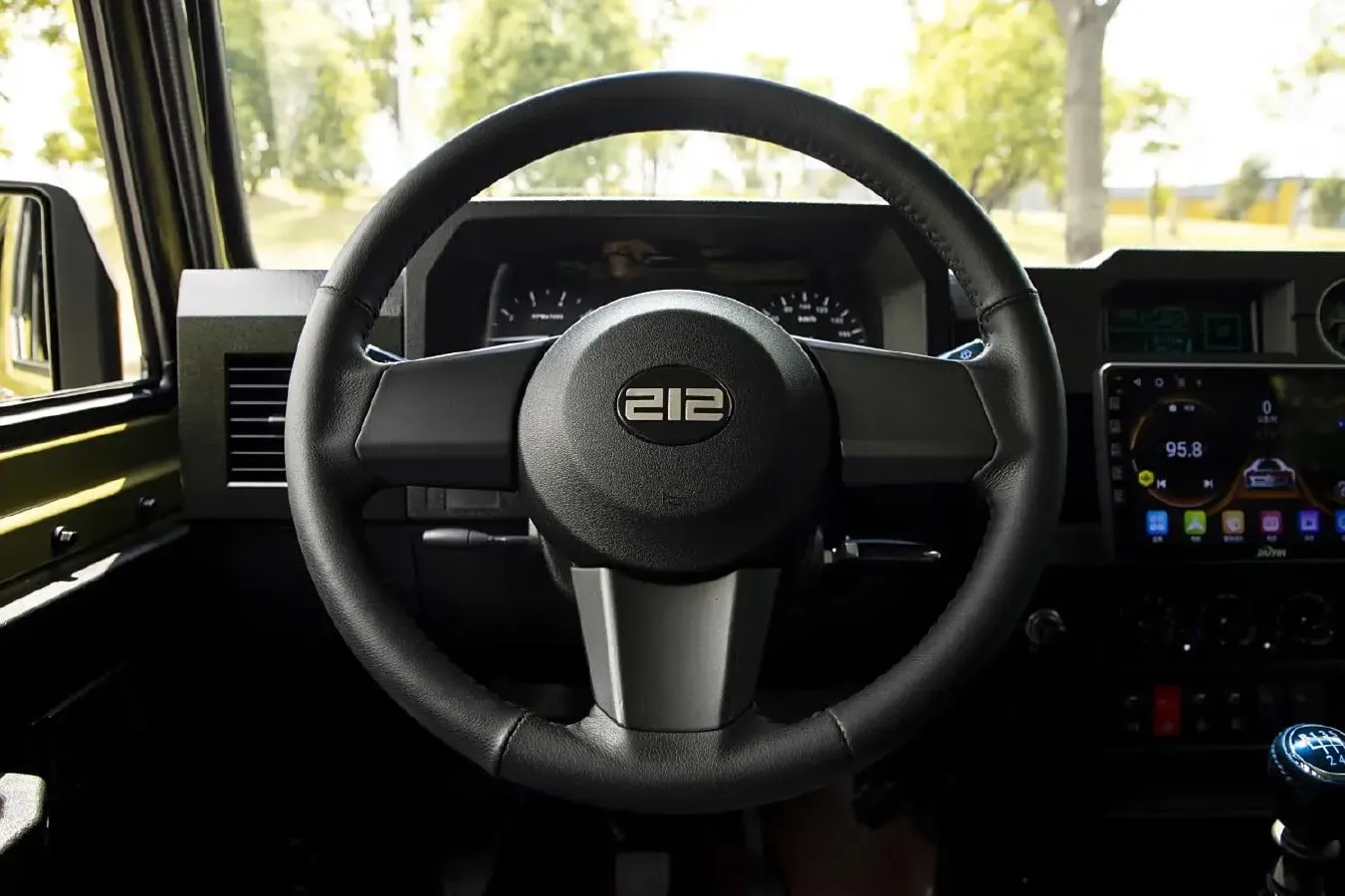 2023 BAW 212 2.4T 211HP L4 6MT,autocango,china used car exporter,china ev exporter,chinese used car exporter,chinese used ev exporter