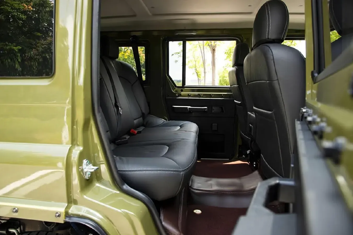 2023 BAW 212 2.4T 211HP L4 6MT,autocango,china used car exporter,china ev exporter,chinese used car exporter,chinese used ev exporter