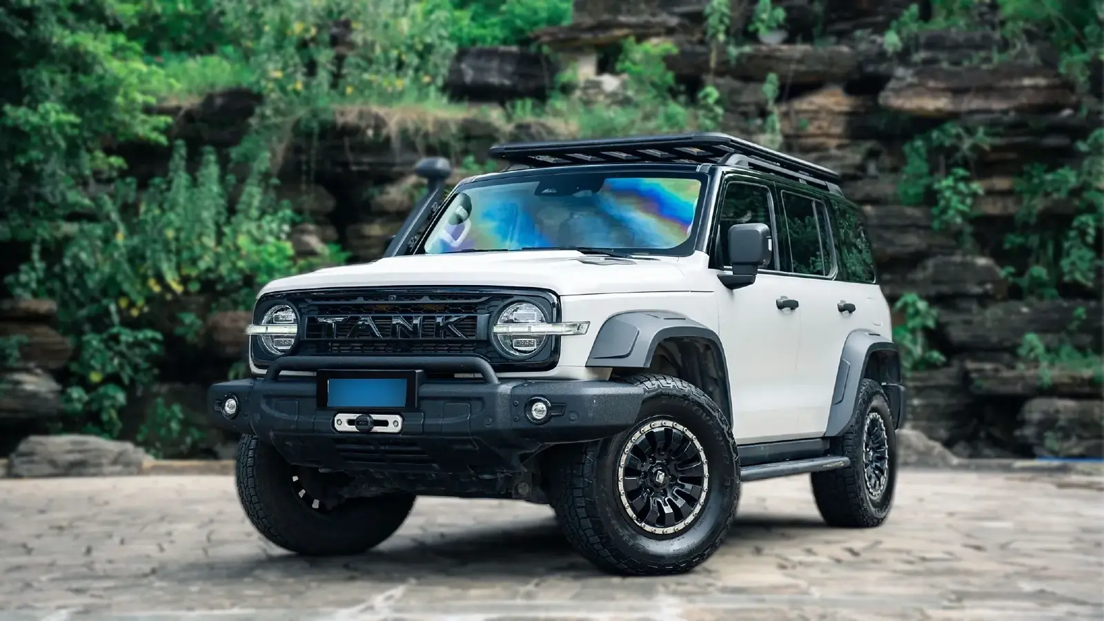 2022 Tank 300 2.0T 227HP L4 8AT