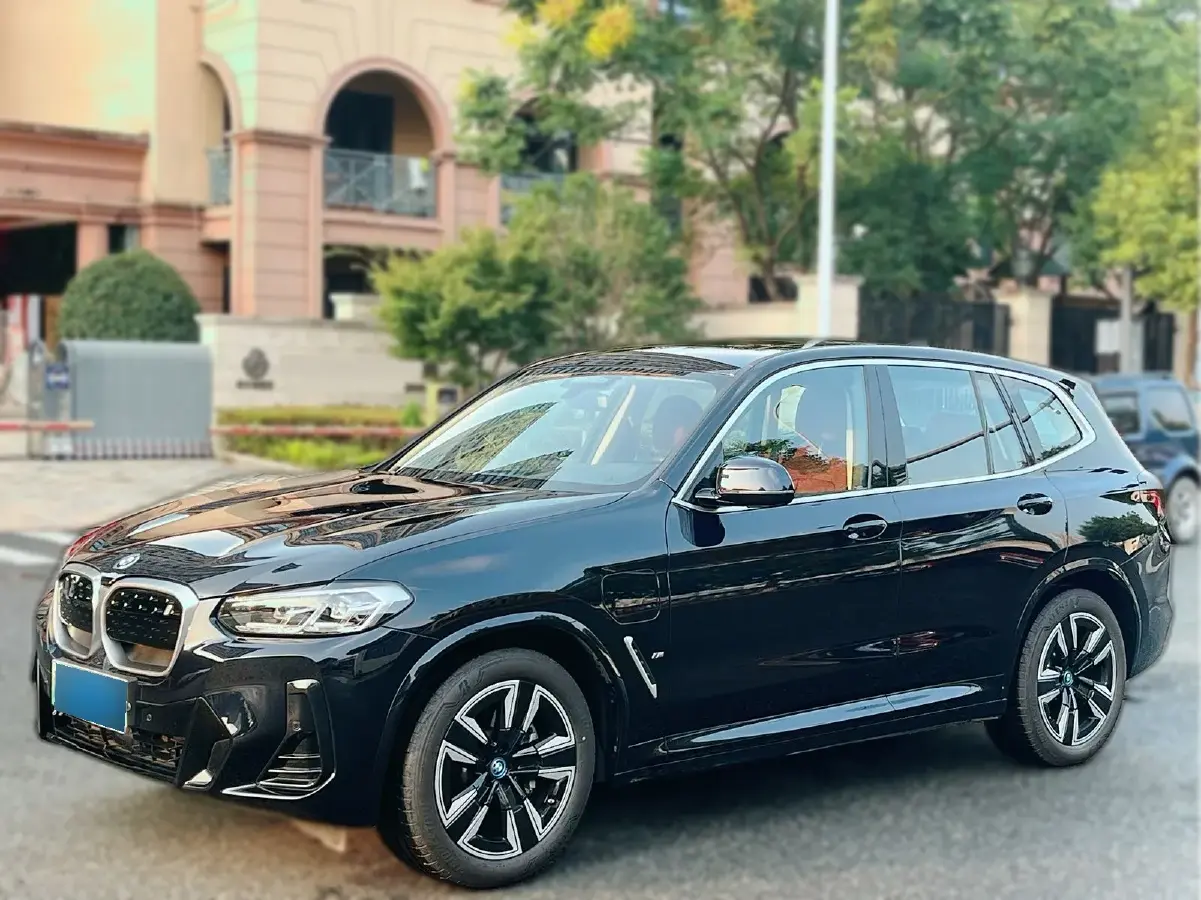 2024 BMW iX3 BEV 80KWH