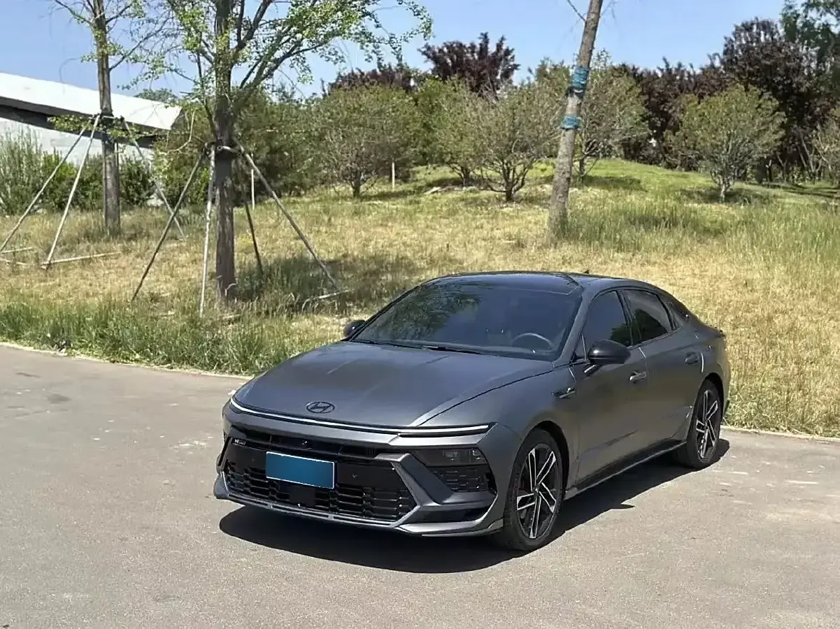 2024 Hyundai Sonata 2.0T 250HP L4 8AT