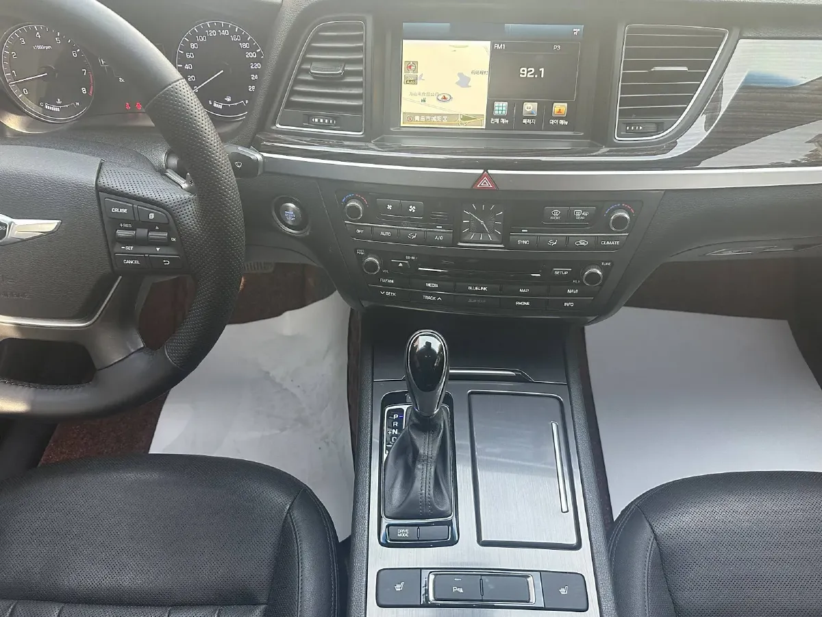 2015 Hyundai Cenesis 3.0L 257HP V6 8AT,autocango,china used car exporter,china ev exporter,chinese used car exporter,chinese used ev exporter