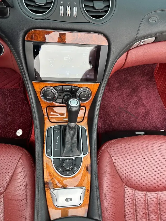 2011 Mercedes-Benz SL Class 3.0L 231HP V6 7AT,autocango,china used car exporter,china ev exporter,chinese used car exporter,chinese used ev exporter