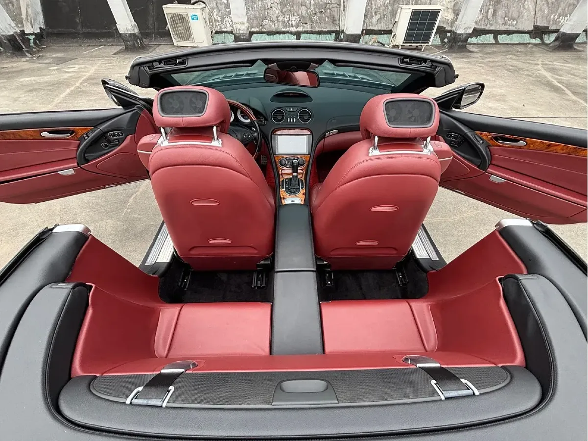 2011 Mercedes-Benz SL Class 3.0L 231HP V6 7AT,autocango,china used car exporter,china ev exporter,chinese used car exporter,chinese used ev exporter