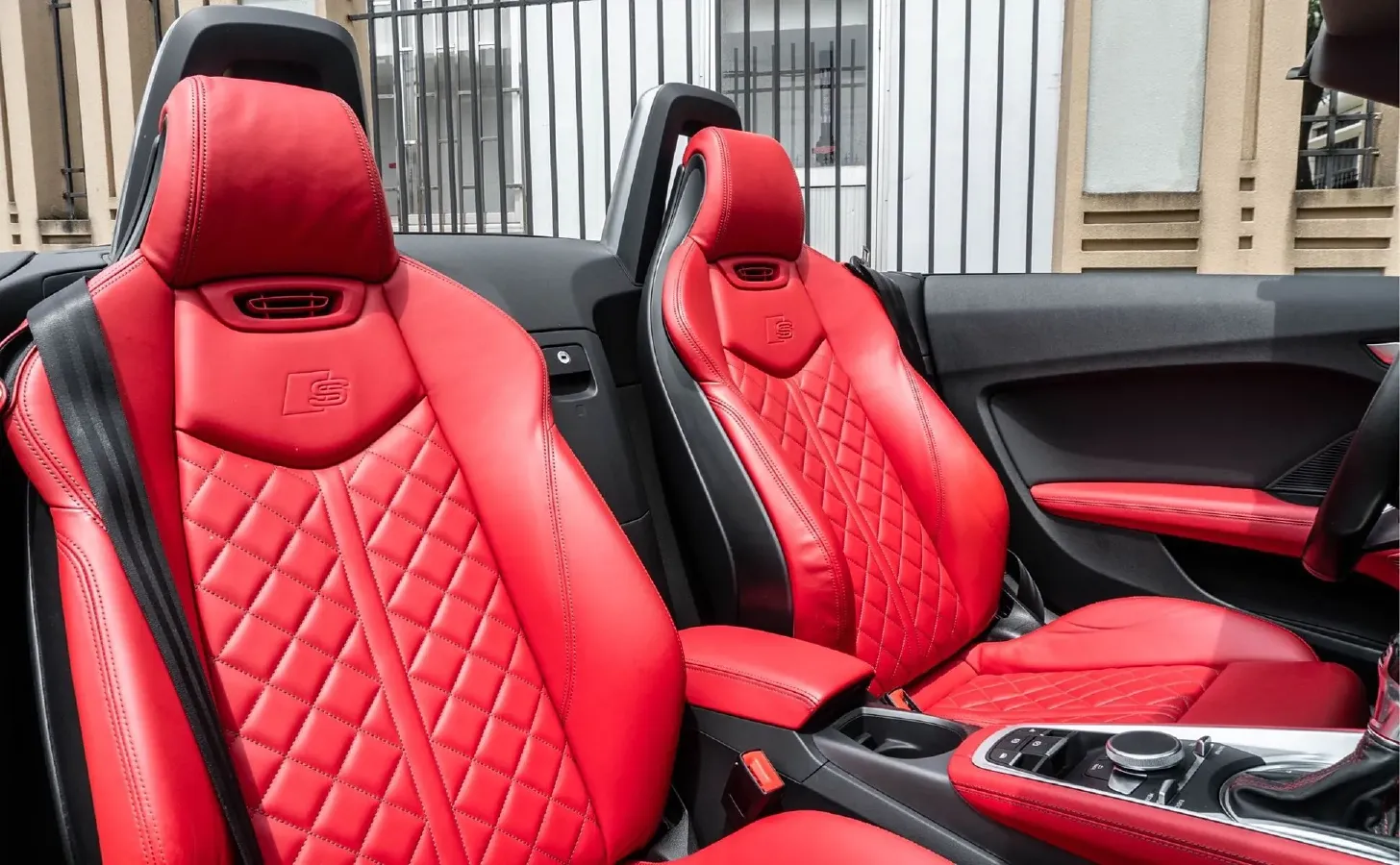 2017 Audi TTS 2.0T 286HP L4 6DCT,autocango,china used car exporter,china ev exporter,chinese used car exporter,chinese used ev exporter