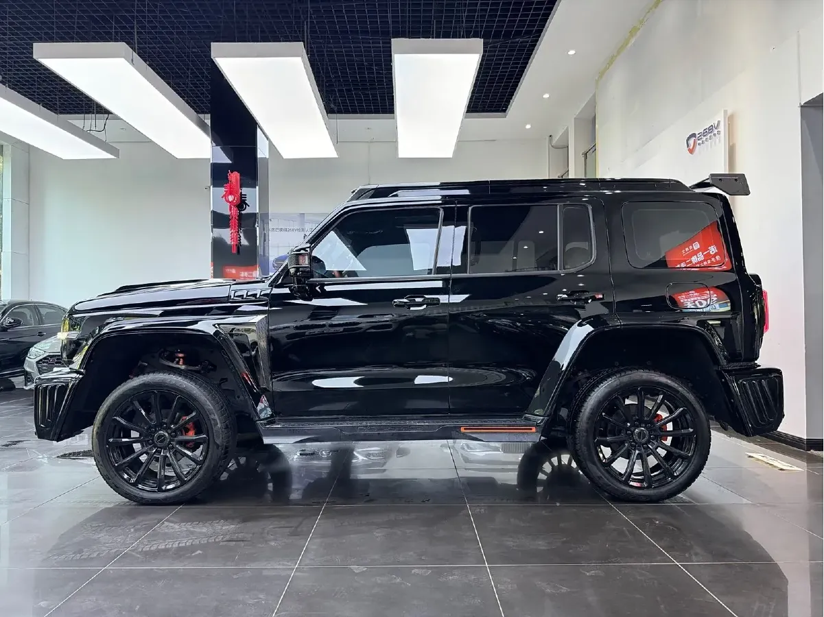 2023 Cyberspace 300 2.0T 227HP L4 8AT,autocango,china used car exporter,china ev exporter,chinese used car exporter,chinese used ev exporter