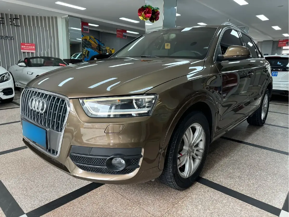 2013 Audi Q3 2.0T 170HP L4 7DCT