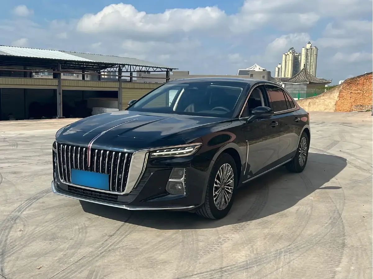 2023 HongQi H5 2.0T 224HP L4 8AT