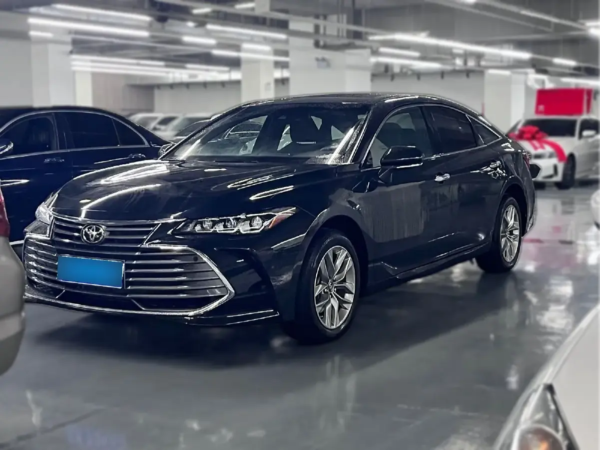 2021 Toyota Avalon 2.5L 209HP L4 8AT