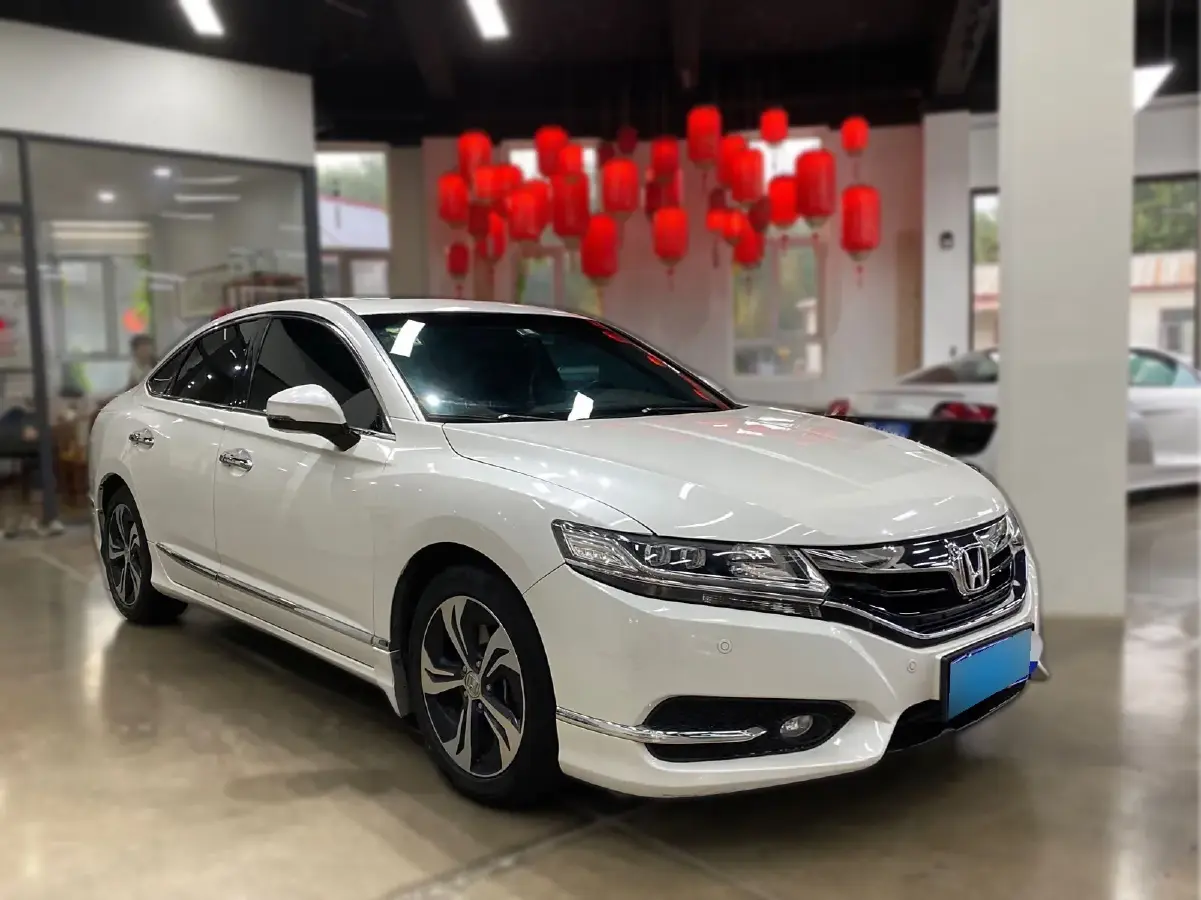 2015 Honda Spirior 2.4L 208HP L4 8DCT