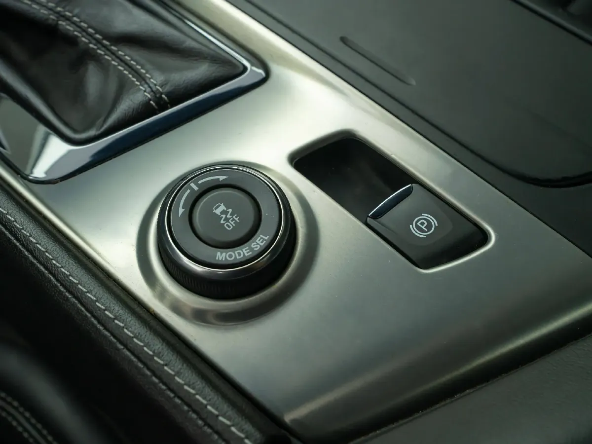 2020 Chevrolet Corvette 6.2L 496HP V8 8DCT,autocango,china used car exporter,china ev exporter,chinese used car exporter,chinese used ev exporter