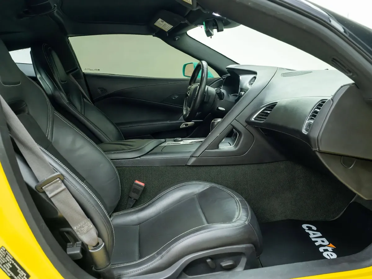 2020 Chevrolet Corvette 6.2L 496HP V8 8DCT,autocango,china used car exporter,china ev exporter,chinese used car exporter,chinese used ev exporter