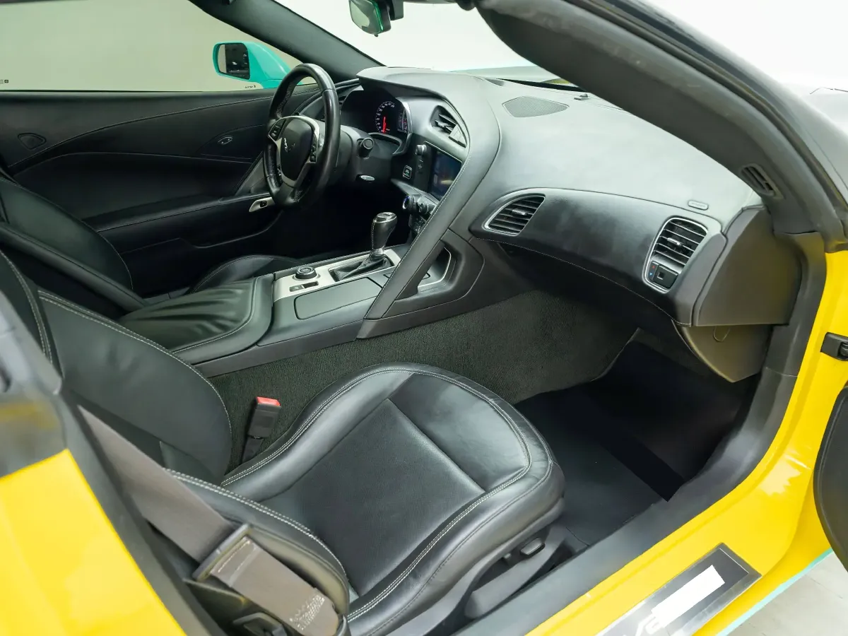 2020 Chevrolet Corvette 6.2L 496HP V8 8DCT,autocango,china used car exporter,china ev exporter,chinese used car exporter,chinese used ev exporter