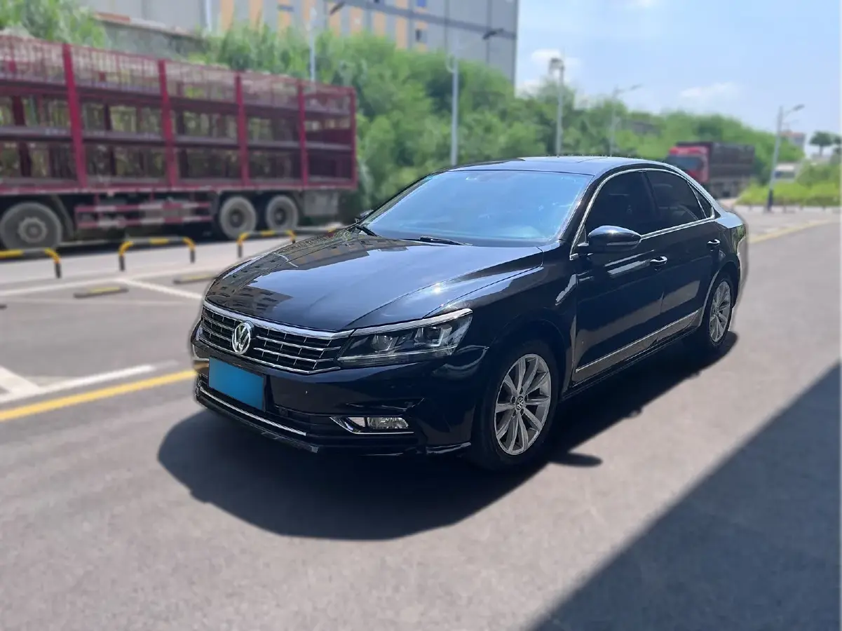 2017 Volkswagen Passat 1.8T 180HP L4 7DCT
