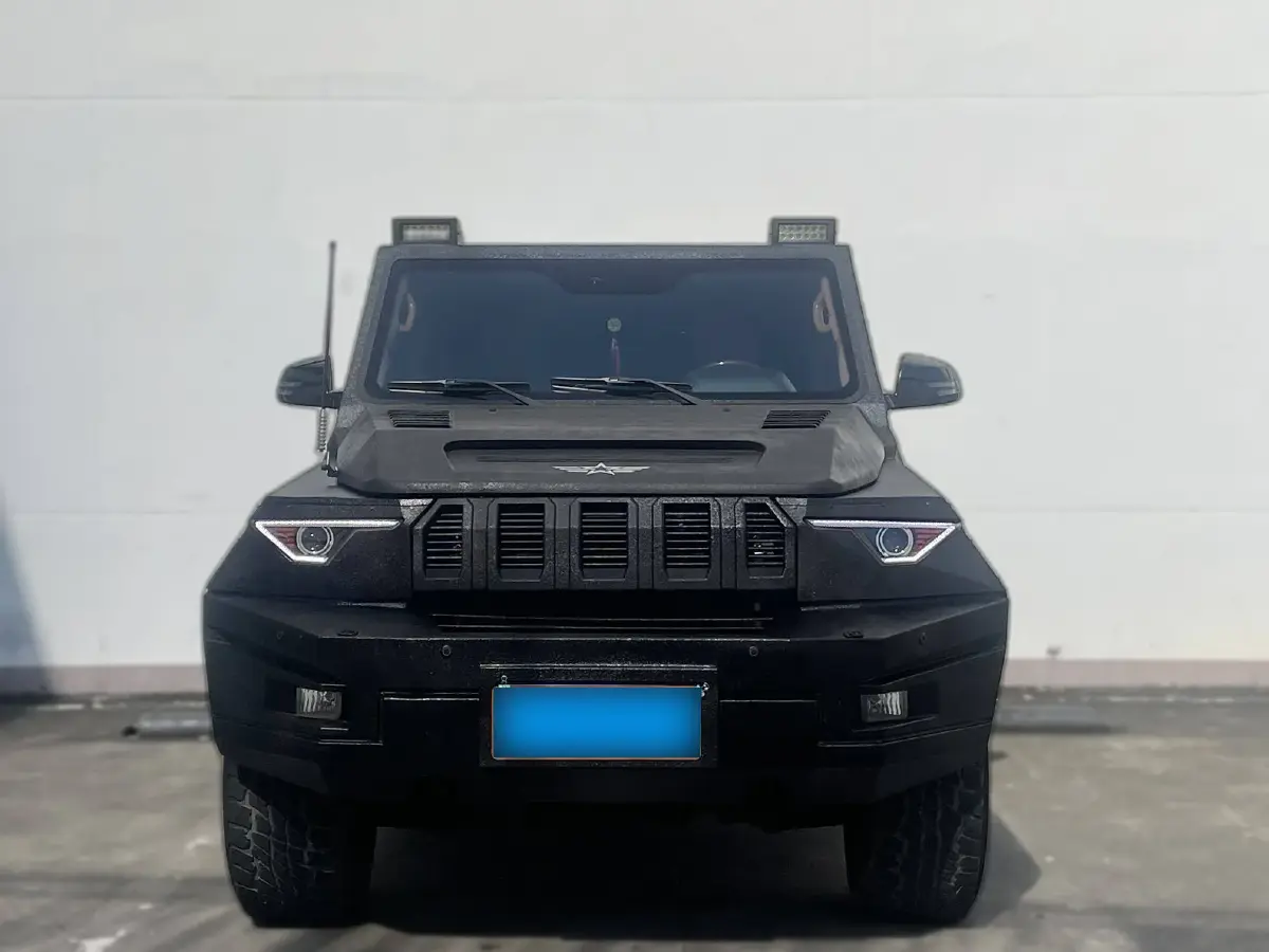 2018 BeiJing BJ80 2.3T 250HP L4 6AT