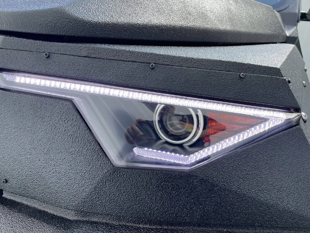 2018 BeiJing BJ80 2.3T 250HP L4 6AT,autocango,china used car exporter,china ev exporter,chinese used car exporter,chinese used ev exporter