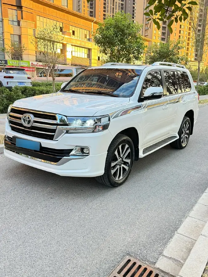 2010 Toyota Land Cruiser 4.0L 244HP V6 5AT