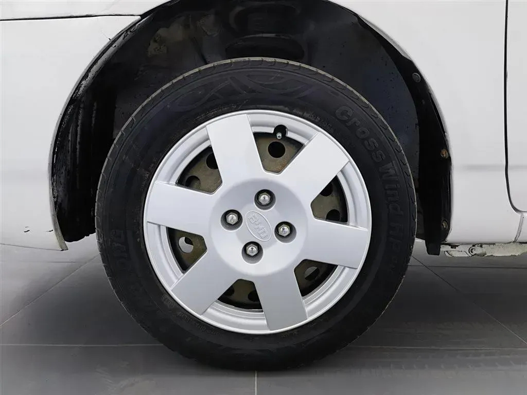 2011 BYD F3R 1.5L 107HP L4 5MT,autocango,china used car exporter,china ev exporter,chinese used car exporter,chinese used ev exporter