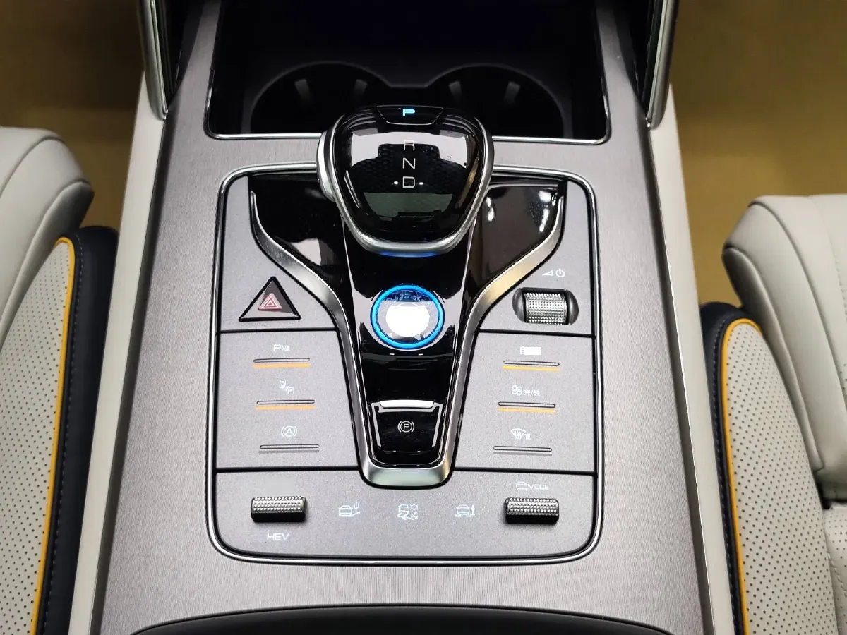 2024 BYD Tang 1.5T 139HP L4 E-CVT PHEV 45.8KWH,autocango,china used car exporter,china ev exporter,chinese used car exporter,chinese used ev exporter