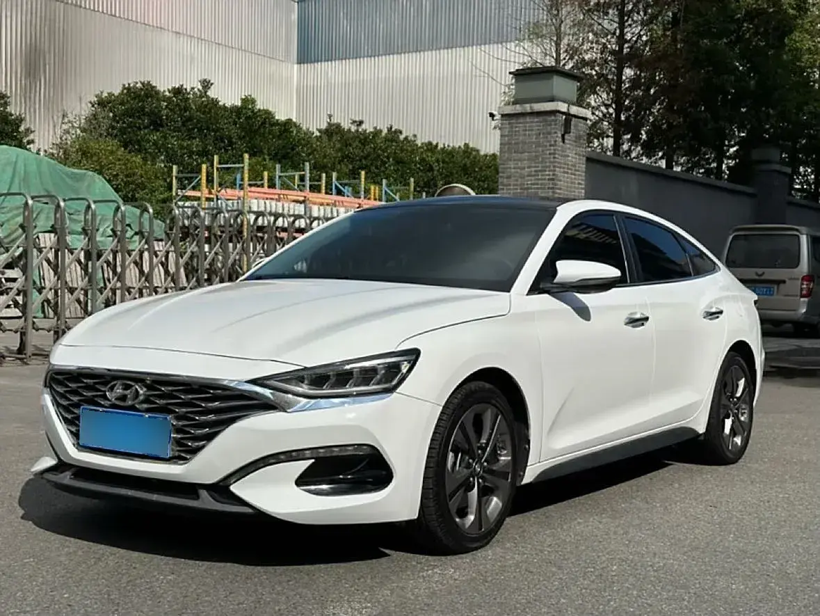 2019 Hyundai La Festa 1.6T 190HP L4 7DCT