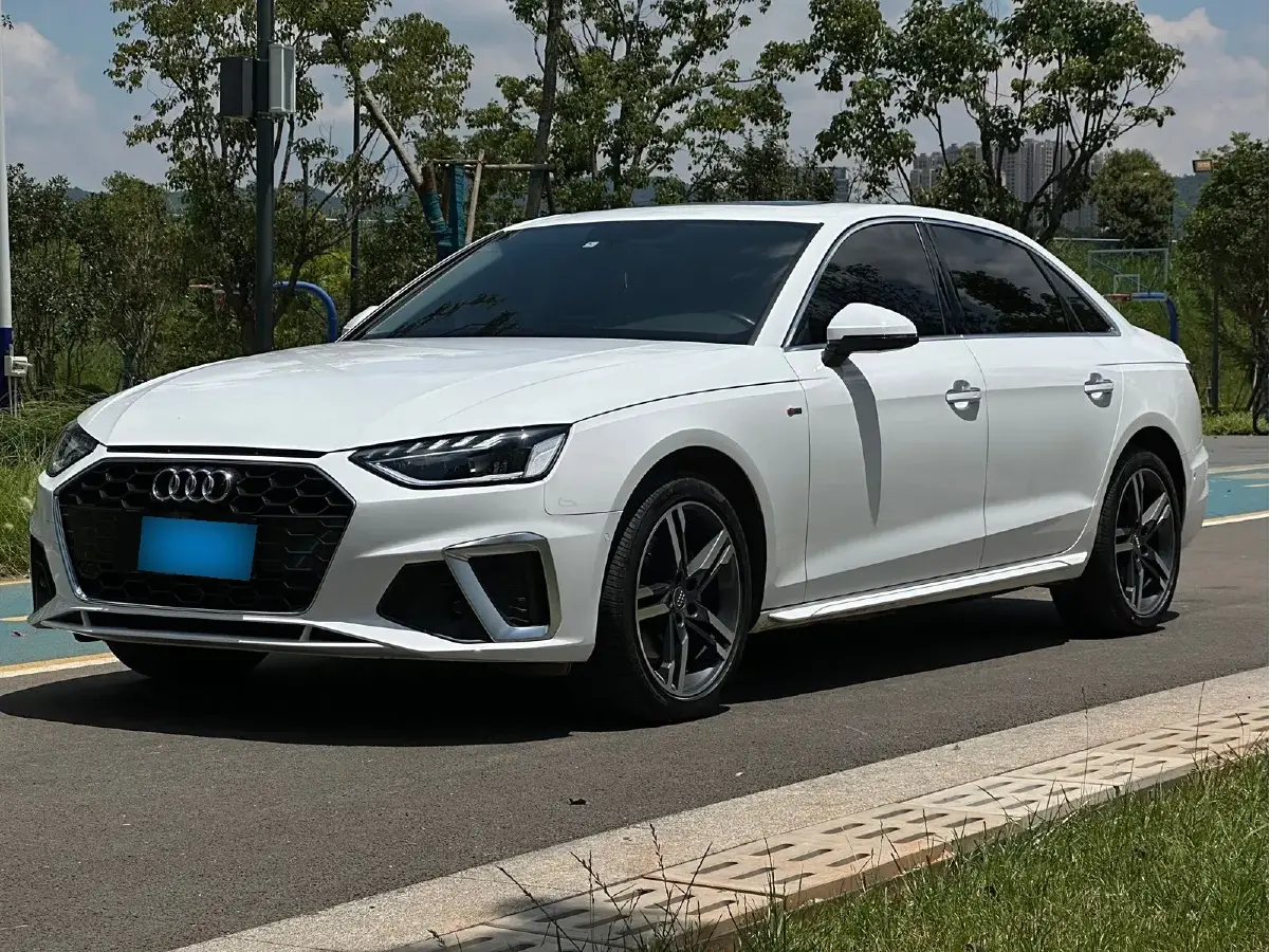 2020 Audi A4L 2.0T 190HP L4 7DCT