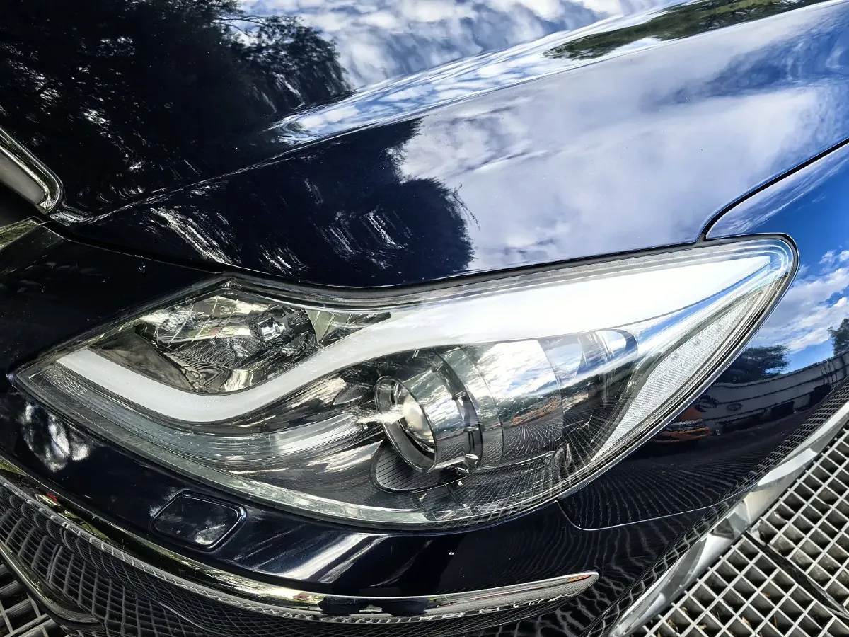 2012 Hyundai Rohens 3.0L 272HP V6 8AT,autocango,china used car exporter,china ev exporter,chinese used car exporter,chinese used ev exporter