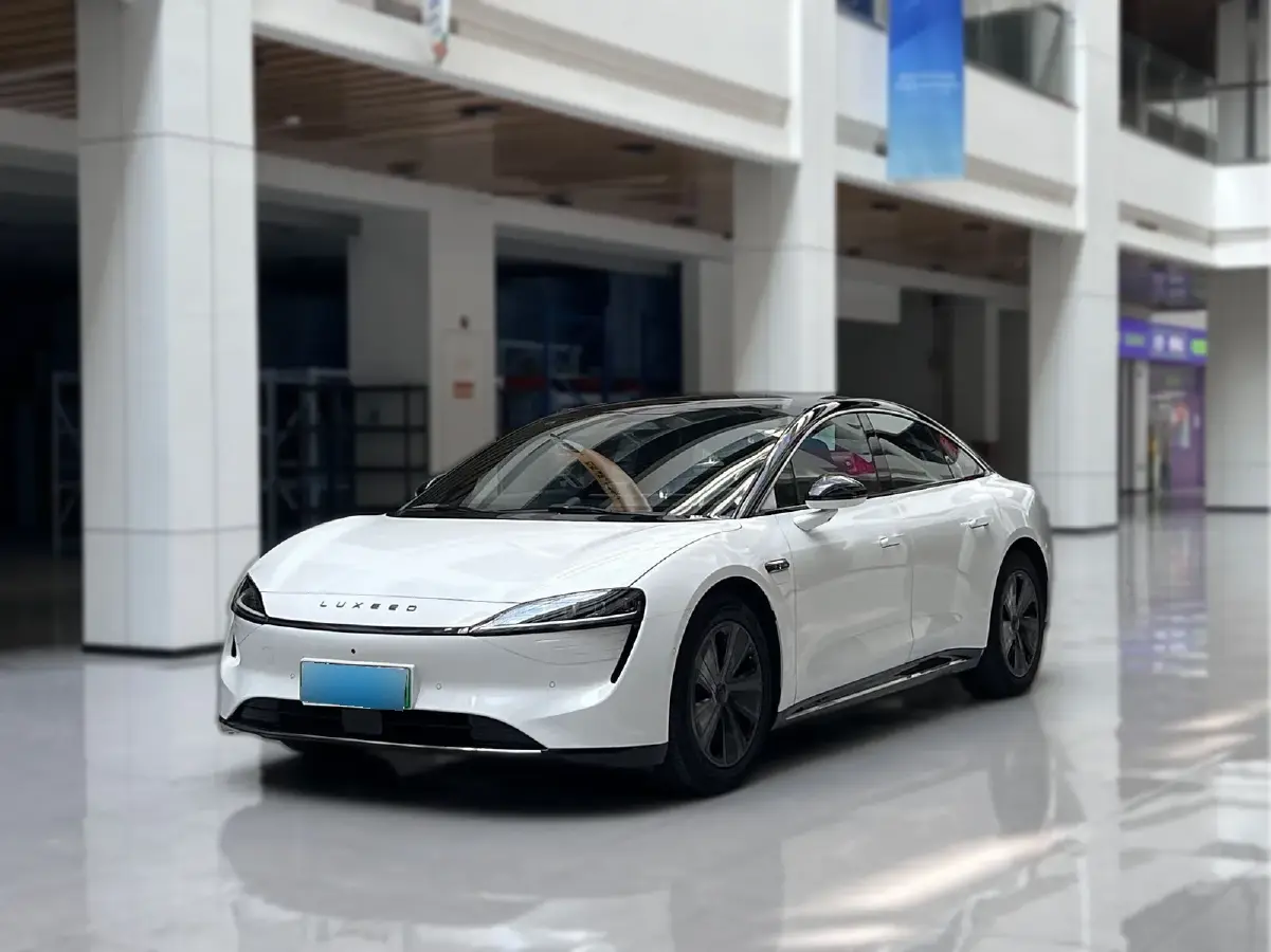 2024 HIMA S7 BEV 62KWH