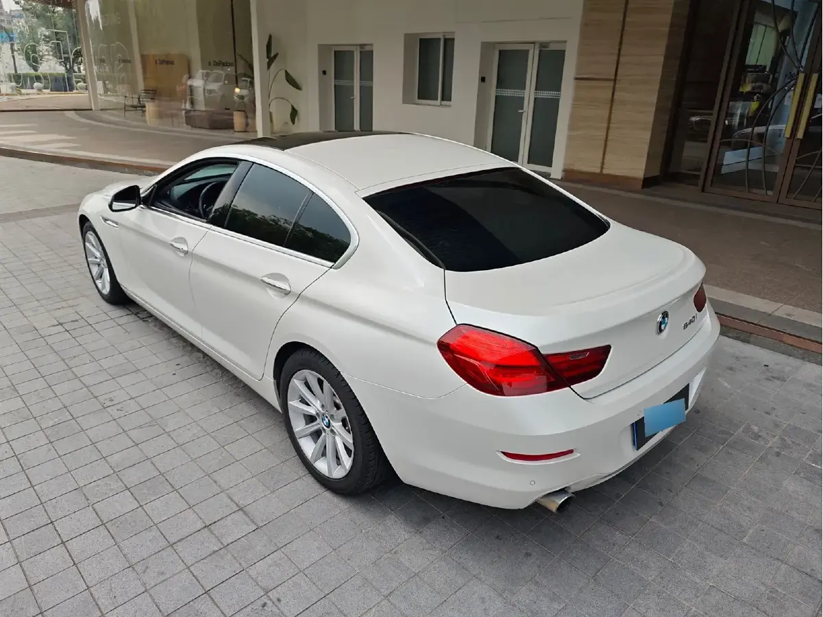 2016 BMW 6 Series 3.0T 320HP L6 8AT