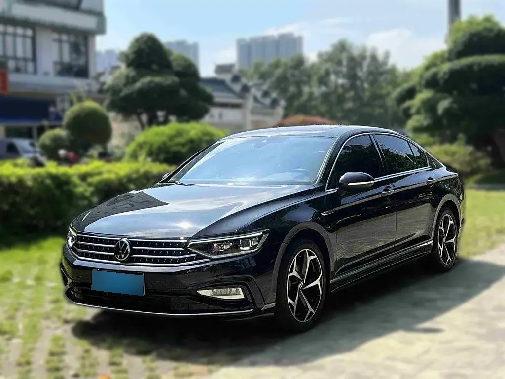 2023 Volkswagen Magotan 2.0T 186HP L4 7DCT