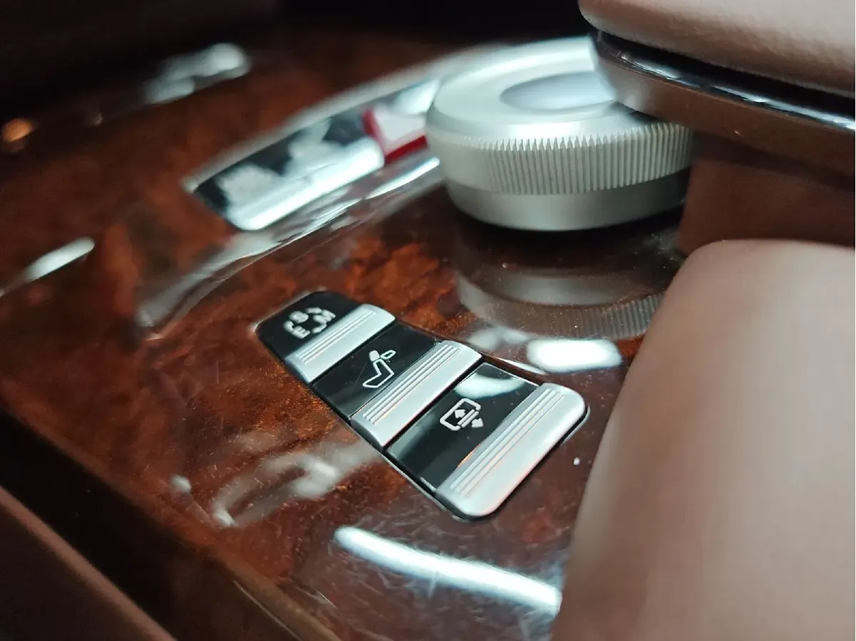 2013 Brabus S Class 4.7T 435HP V8 7AT,autocango,china used car exporter,china ev exporter,chinese used car exporter,chinese used ev exporter