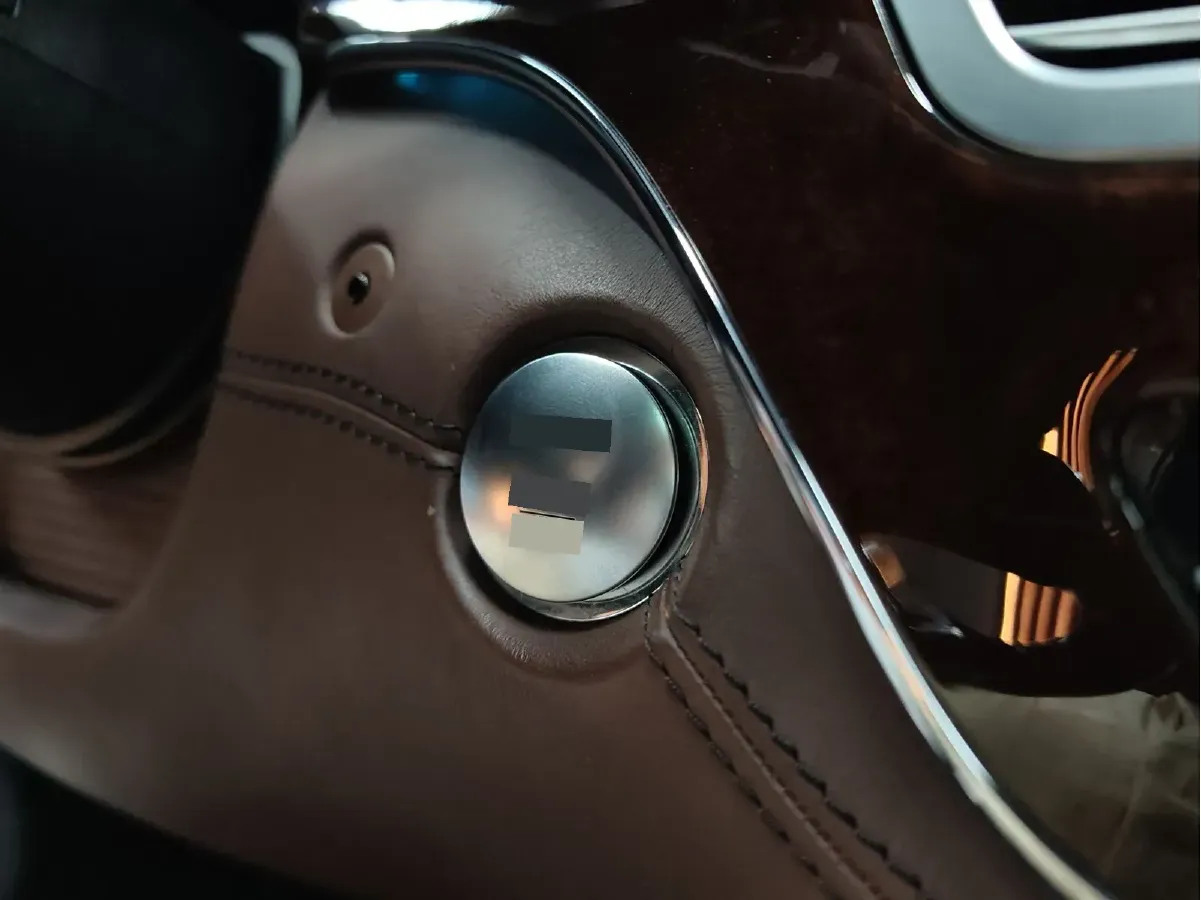 2013 Brabus S Class 4.7T 435HP V8 7AT,autocango,china used car exporter,china ev exporter,chinese used car exporter,chinese used ev exporter