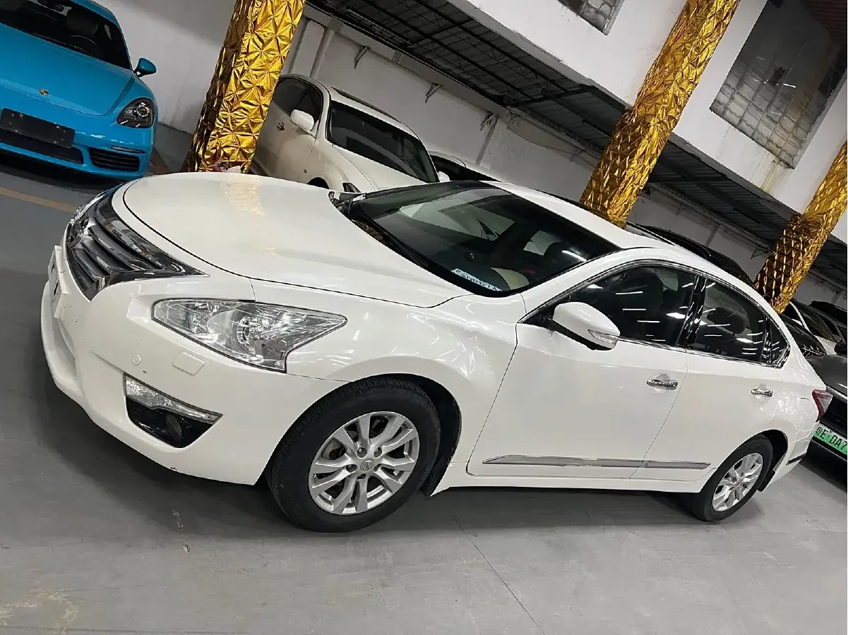 2013 Nissan Teana 2.5L 186HP L4 CVT