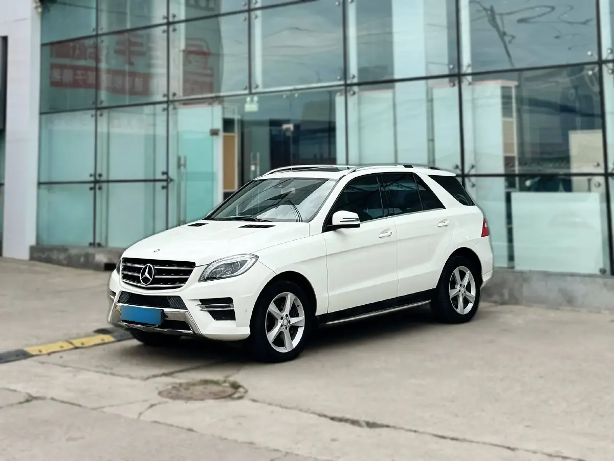 2012 Mercedes-Benz M Class 3.5L 252HP V6 7AT