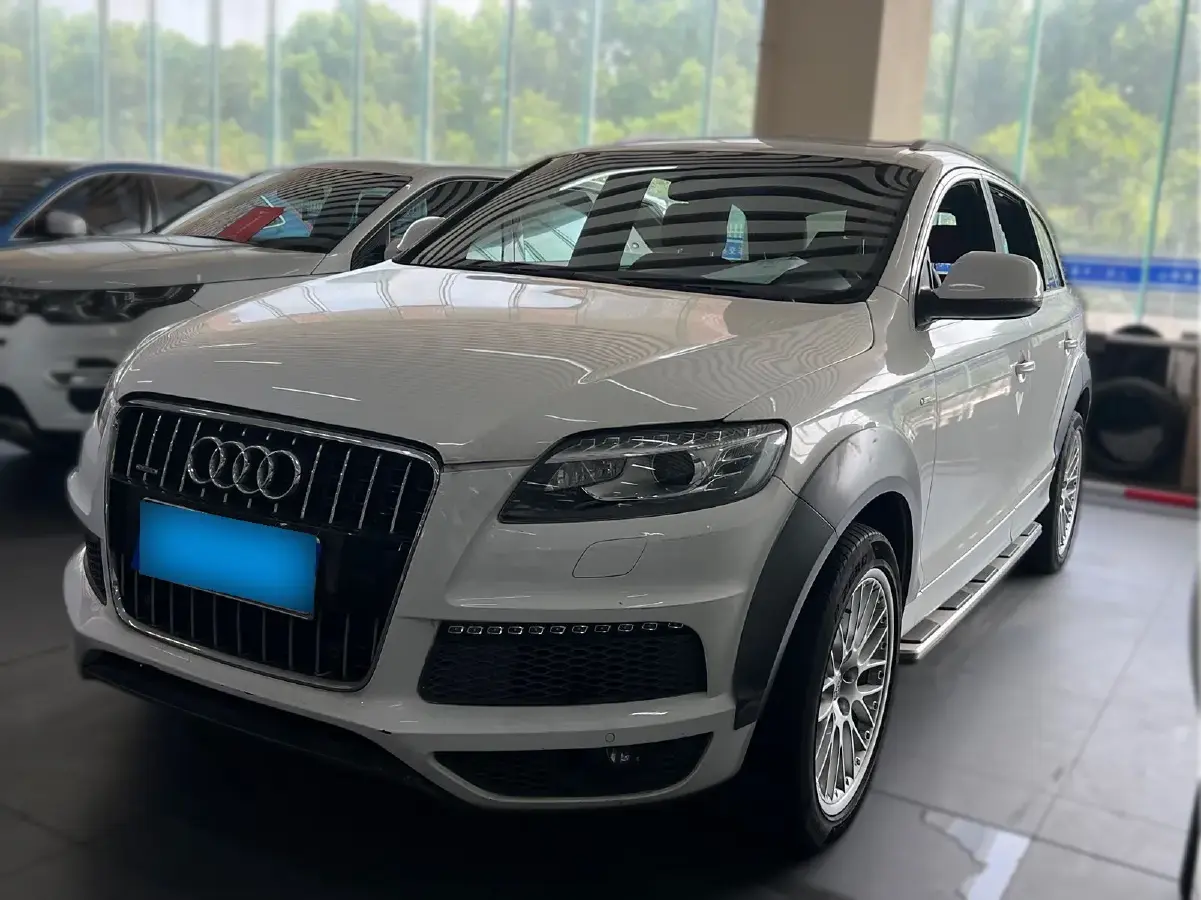 2010 Audi Q7 3.0T 240HP V6 6AT