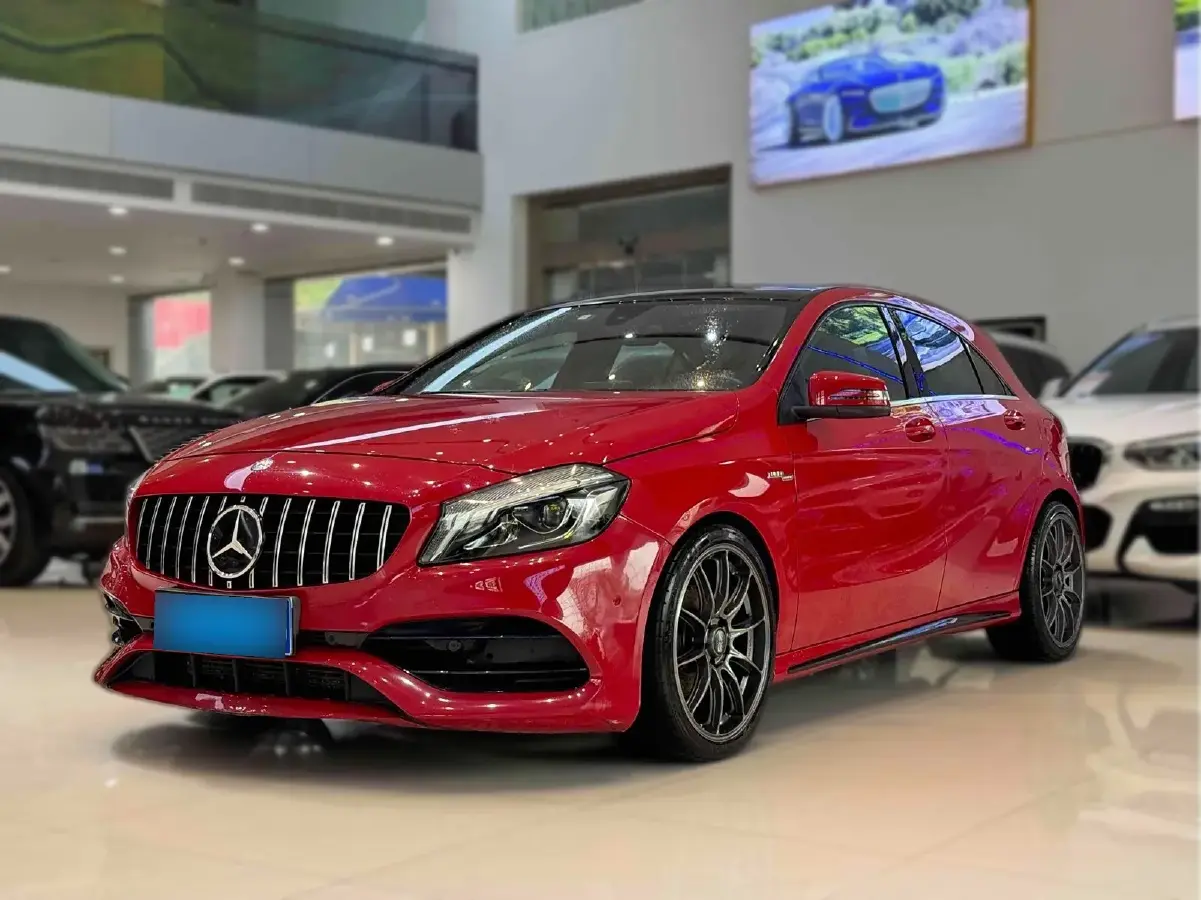 2015 Mercedes-Benz A Class 1.6T 156HP L4 7DCT